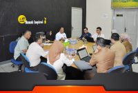 Penjabat (Pj) Bupati Pringsewu Dr. H. Marindo Kurniawan, ST, MM, menghadiri audiensi dalam rangka inventarisasi materi pengawasan atas pelaksanaan Undang-Undang Nomor 17 Tahun 2003 tentang Keuangan Negara dan Undang-Undang Nomor 9 Tahun 2018 tentang Penerimaan Negara Bukan Pajak.