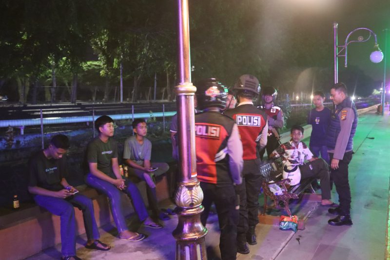 Fokus Cegah Aksi Premanisme, Polres Dumai Gelar Patroli Tim RAGA dan  Blue Light