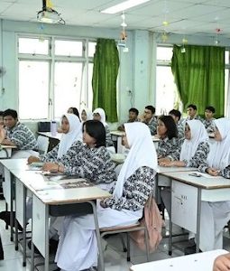 Kemendikdasmen: Tidak Ada PHK Massal Guru Non-ASN Tahun 2027