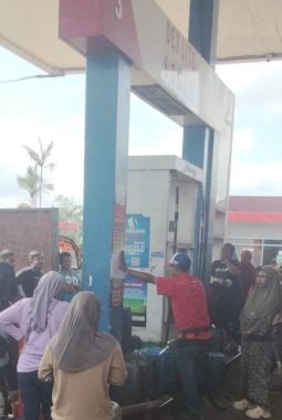 Warga Geram, Minta Dugaan Aktivitas Pengepul dan Pelangsir BBM di SPBU Labombo Ditindak